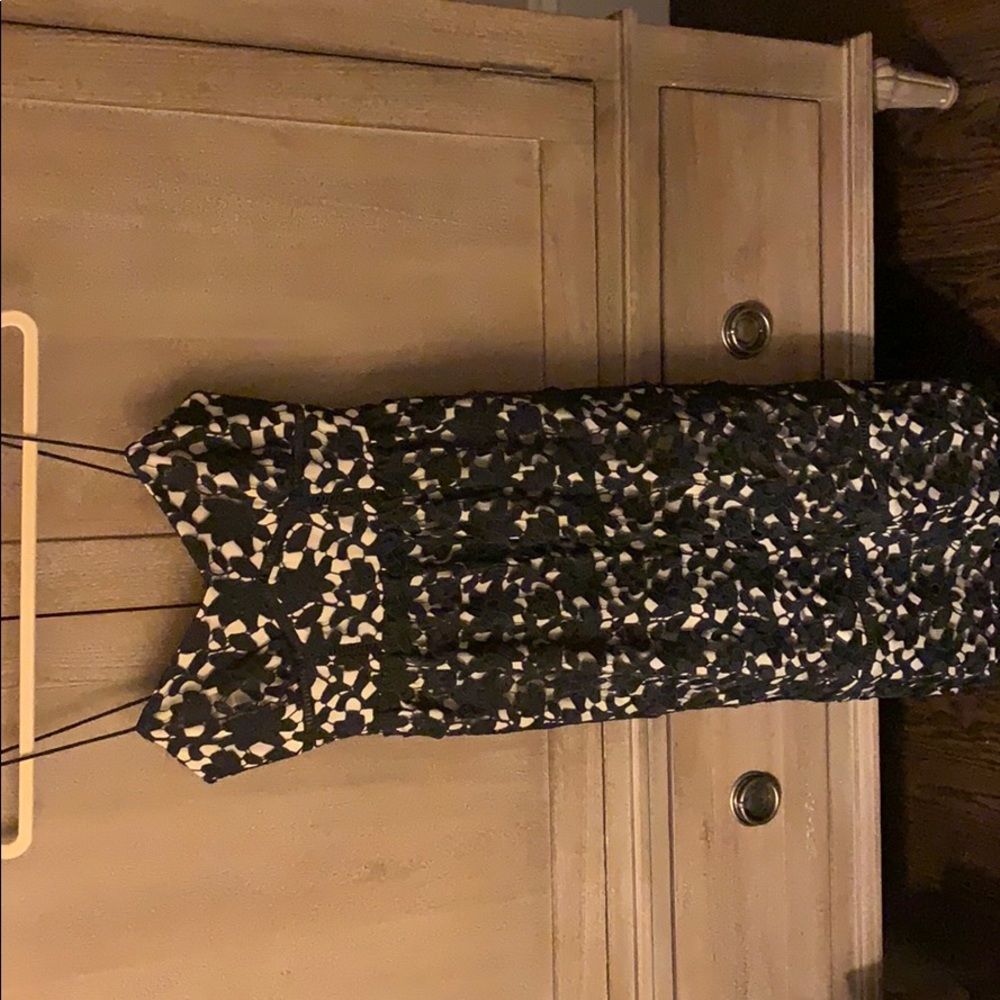 Club Monaco Bolari black lace Dress size 00